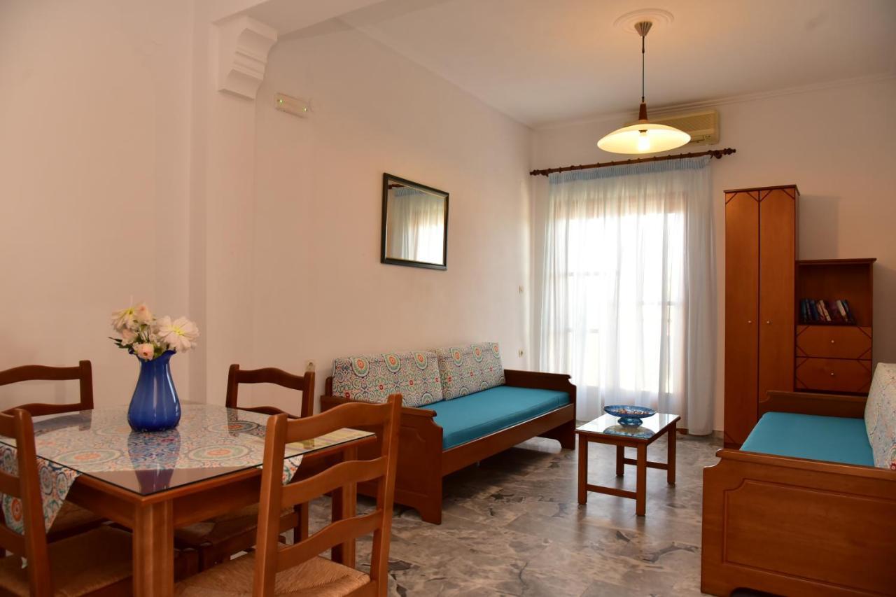 Filoxenia Apartments 2 Palaiochora Exterior photo